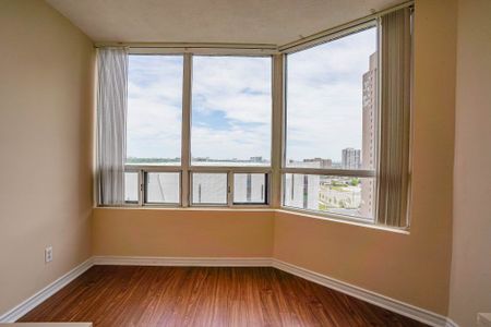 For Lease - 916 - 135 Hillcrest Avenue, Mississauga, Ontario - Photo 4