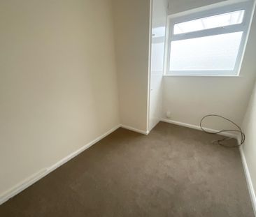 Falstaff Drive Rugby - Photo 4