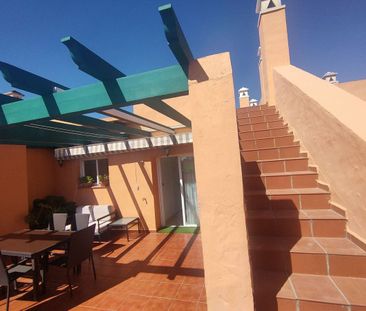 Ático de alquiler en Guadalmina Alta - Photo 3