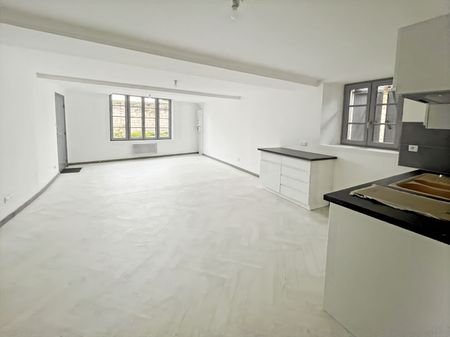 Apartment - Photo 4