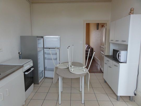 Location Appartement 2 pièces Meublé 38m² LE CREUSOT 71200 - Photo 1