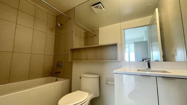 For Lease - 60 Princess Street Unit# 1715 SE, Toronto, Ontario - Photo 1