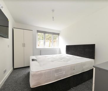 Ely Close, Stevenage, SG1 - Photo 1