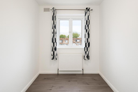 4 bedroom terraced house to rent - Photo 5