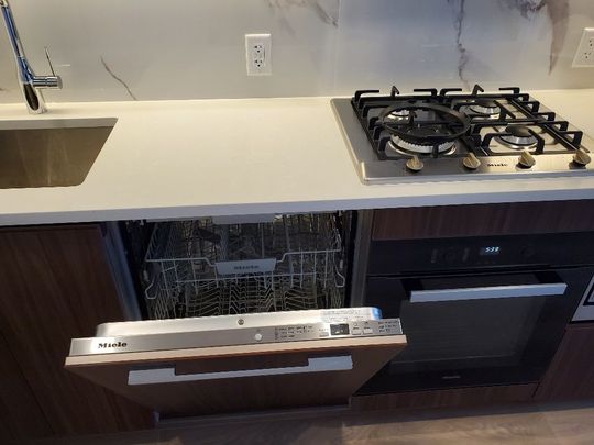 For Lease - 75 Billes Heights Unit# 539, Toronto, Ontario - Photo 1