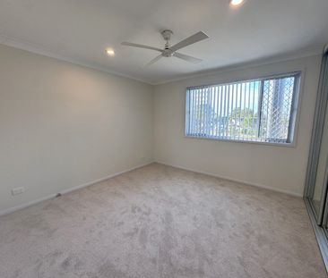 Spacious Family Home in Tarro - Photo 1