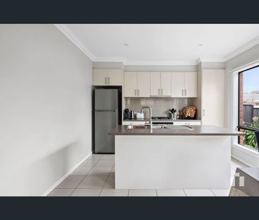 10 Borrack Crescent, Mernda, Vic 3754 - Photo 1