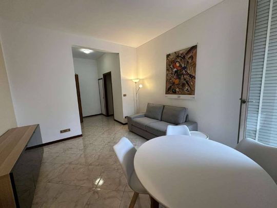 Bilocale via Santa Teresa 15, Piazza Solferino - Corso Matteotti, Torino - Foto 1