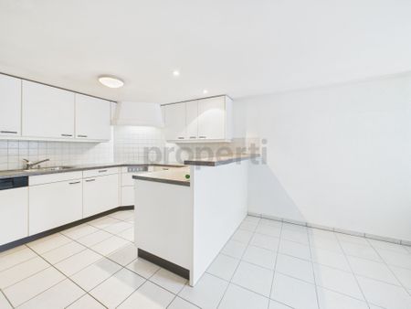 Grosszügige 3-Zimmer-Wohnung mit historischem Charme im Herzen von Willisau - Foto 5