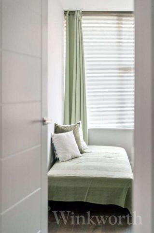 Frobisher Place, London, SE15 - Photo 4