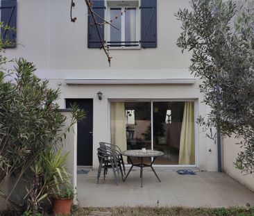 House - Photo 3