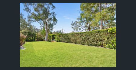 Stunning family friendly living with pool, views and absolute privacy - Photo 3