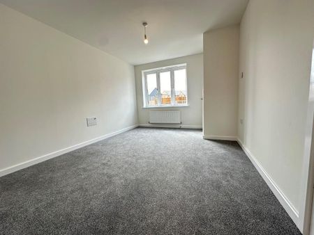 3 bedroom semi-detached house to rent - Photo 2
