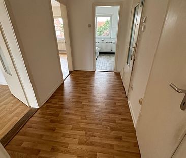 Stilvoll Wohnen in der Müllerstraße: 2-Zimmer Wohnung mit Balkon und besonderem Flair! Bezugsbereit ab sofort - Foto 1