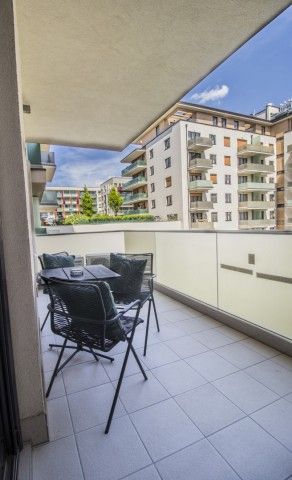 Budapest VIII. kerület, Corvin sétány - Fotó 3