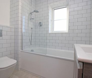 3 bedroom end of terrace house to rent - Photo 6