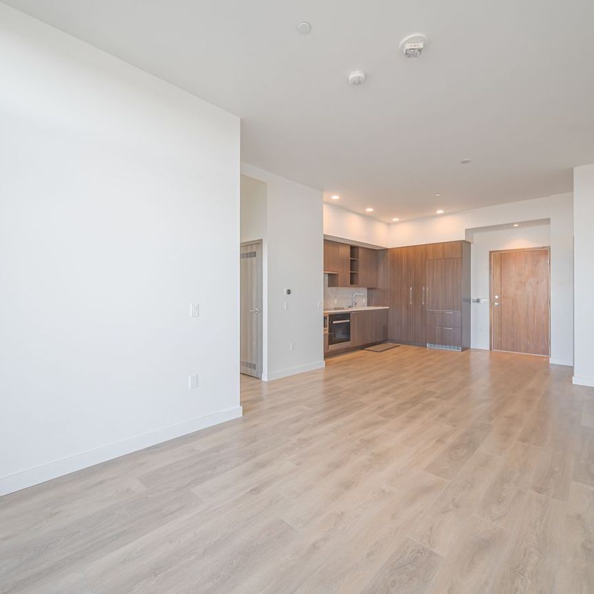 For Lease - 95 Mcmahon Drive Unit# 4108, Toronto, Ontario - Photo 1