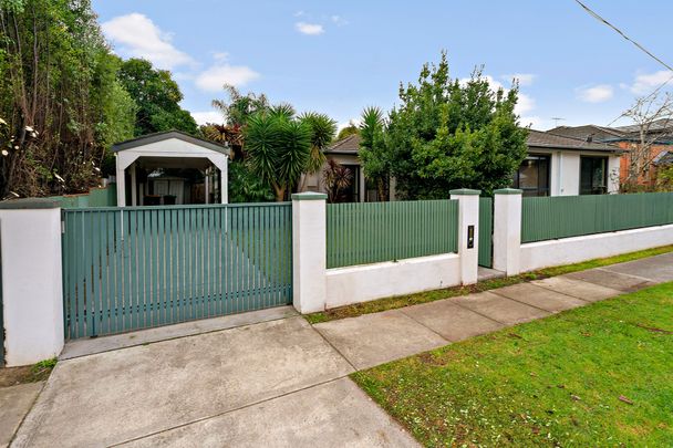 15B John Street, - Photo 1