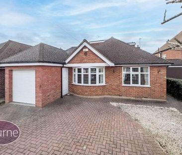 Richmond Drive, Shepperton, Middlesex, TW17 - Photo 2