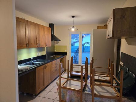 Location Maison 4 pièces 128m² LE TEICH 33470 - Photo 2