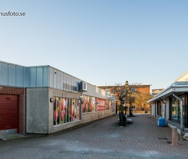 Torslanda Torg - Photo 2