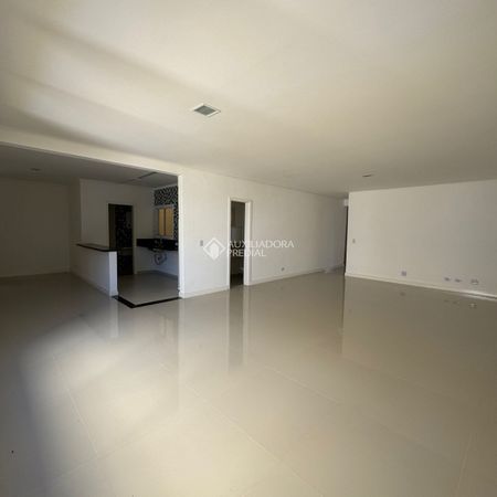 Apartamento com 3 quartos e 167m² para alugar em Baeta Neves, São Bernardo do Campo. - Foto 2
