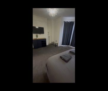 1 Bed Flat, Bernard Street, SO14 - Photo 3