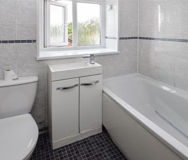 1 bedroom cottage to rent - Photo 5