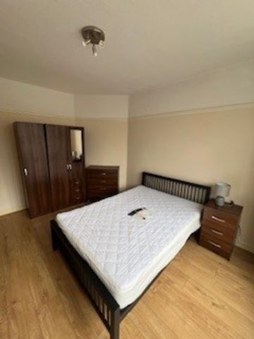 3 bed End Terraced House for Rent - Photo 2