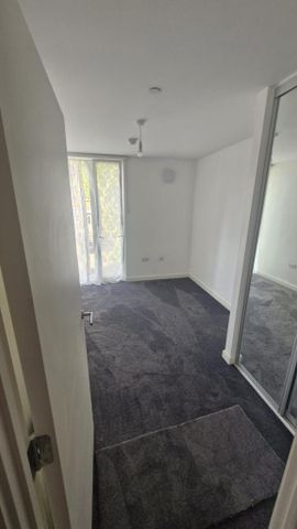 2 bedroom house share to rent - Photo 2