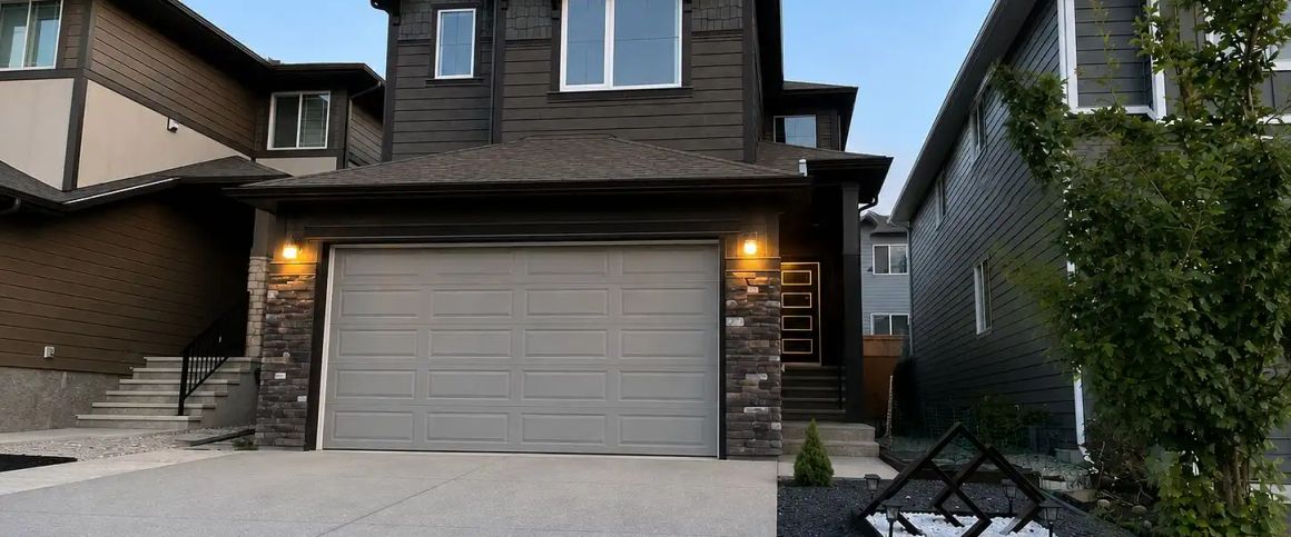Beautiful 4-Bedroom/4-Bath 2-Story House @Vermillion Hill/Alpine Park for Rent — 4 Bedrooms House - Photo 1