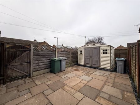 Stafford Avenue, Balderton, Newark, Nottinghamshire, NG24 - Photo 2