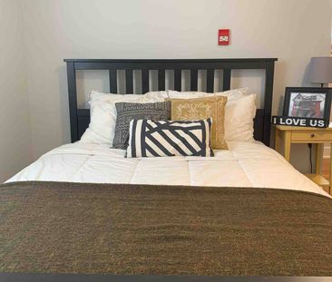 220 Argyle - Photo 6