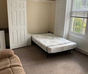 Studio Flat, Clarkegrove Road, S10 - Photo 1