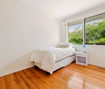 3 Bed, 1 Bath - Photo 6