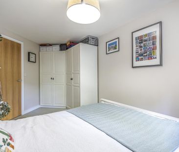 2 bedroom flat to rent - Photo 6