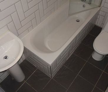 Bole Hill Lane, Crookes, Sheffield, S10 1SB - Photo 3