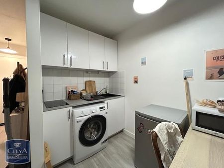 Location Appartement 1 pièce 27m² POITIERS 86000 - Photo 4