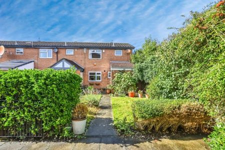3 Bed Terraced House, Montpelier Drive, L8 - Photo 5