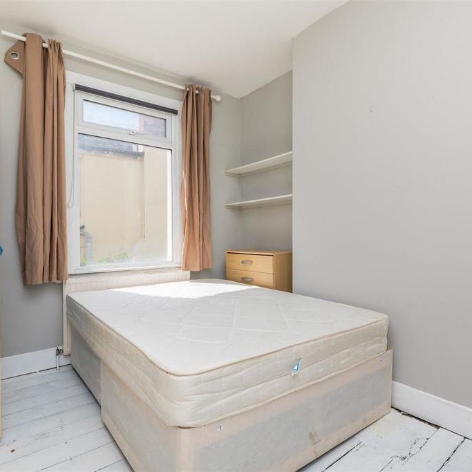 4 bedroom house share to rent - Photo 1