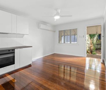 NEWLY RENOVATED UNITS - 2 AVAILABLE! - Photo 4