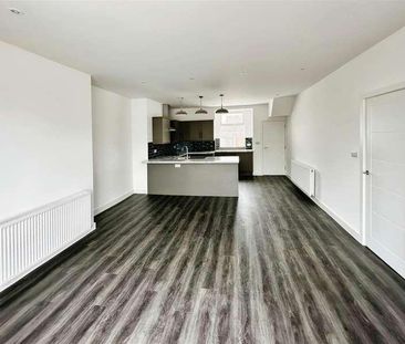 Shellfield Road, Southport, PR9 - Photo 1
