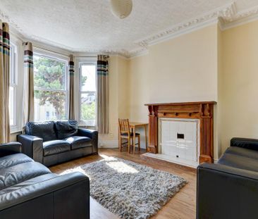 10 bedroom house to rent - Photo 1