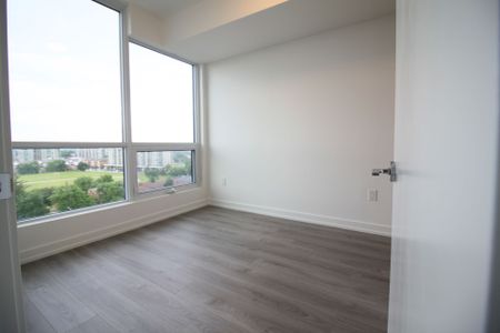 For Lease - 10 De Boers Drive Unit# 908, Toronto, Ontario - Photo 4