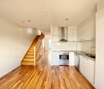 338B Separation Street, Northcote VIC 3070 - Townhouse For Rent | D... - Photo 6