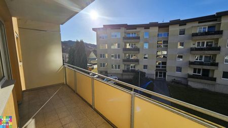 Geförderte 3-Zimmerwohnung, extra Küche und Loggia - Photo 5