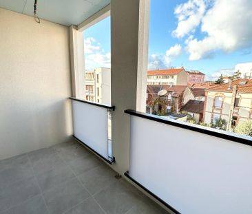 Location Appartement 3 pièces 61m² ROANNE 42300 - Photo 3