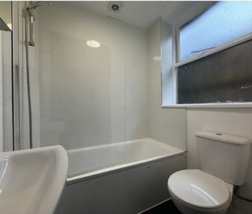 Studio Flat, Lyncroft House, NW6 - Photo 1