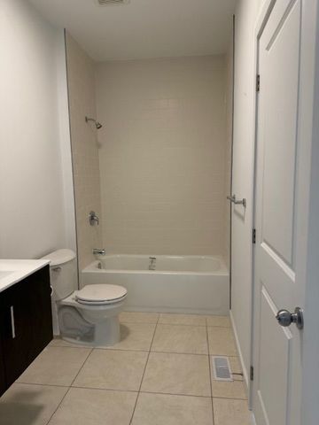 For Lease - 32 Waterleaf Trail, Welland, Ontario - Photo 3