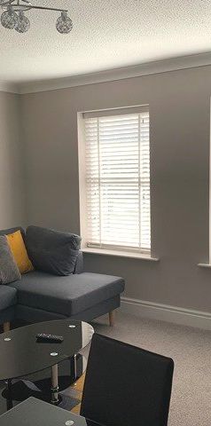 2 bedroom property to rent - Photo 1